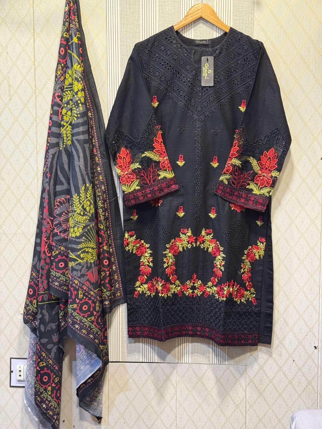 Black & Red Embroidered Kurta - Image 3