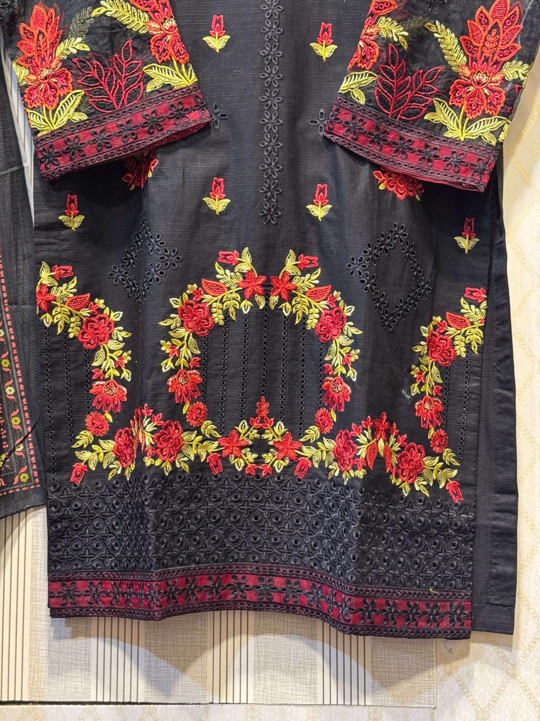 Black & Red Embroidered Kurta - Image 2